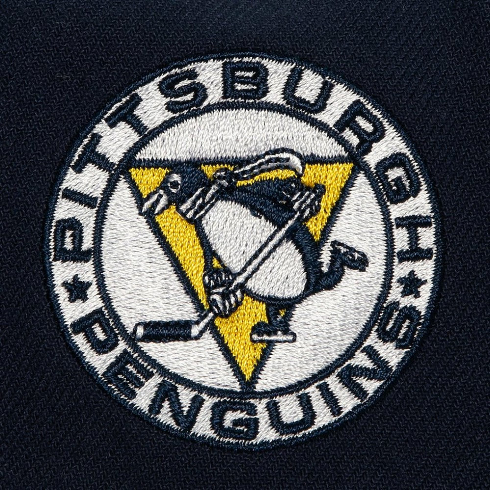Pittsburgh Penguins Mitchell & Ness Retro Script Colorblock Snapback Hat - Navy | US 201141496