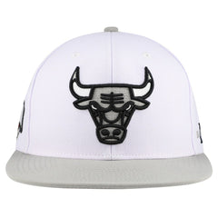 Chicago Bulls Core Snapback Hat White - Mitchell & Ness