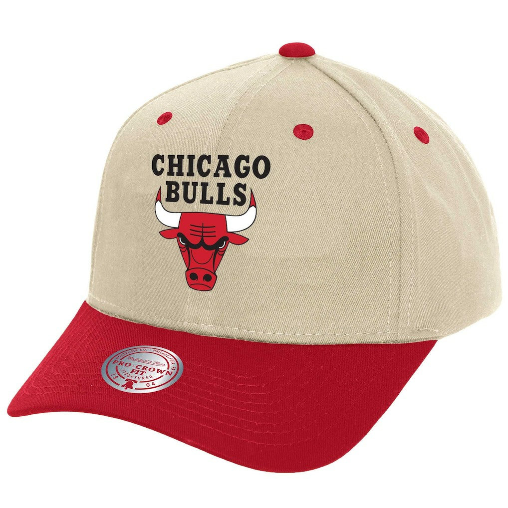 Chicago Bulls Game On Two-Tone Pro Crown Adjustable Hat Cream - Mitchell & Ness