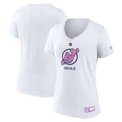 New Jersey Devils Fanatics Women's 2024 Hockey Fights Cancer V-Neck T-Shirt - White | US 201204282