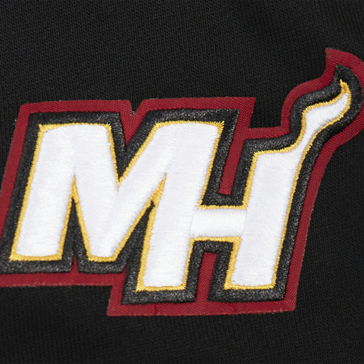 Miami Heat Pro Standard Women's Jewels Cropped Pullover Hoodie Black