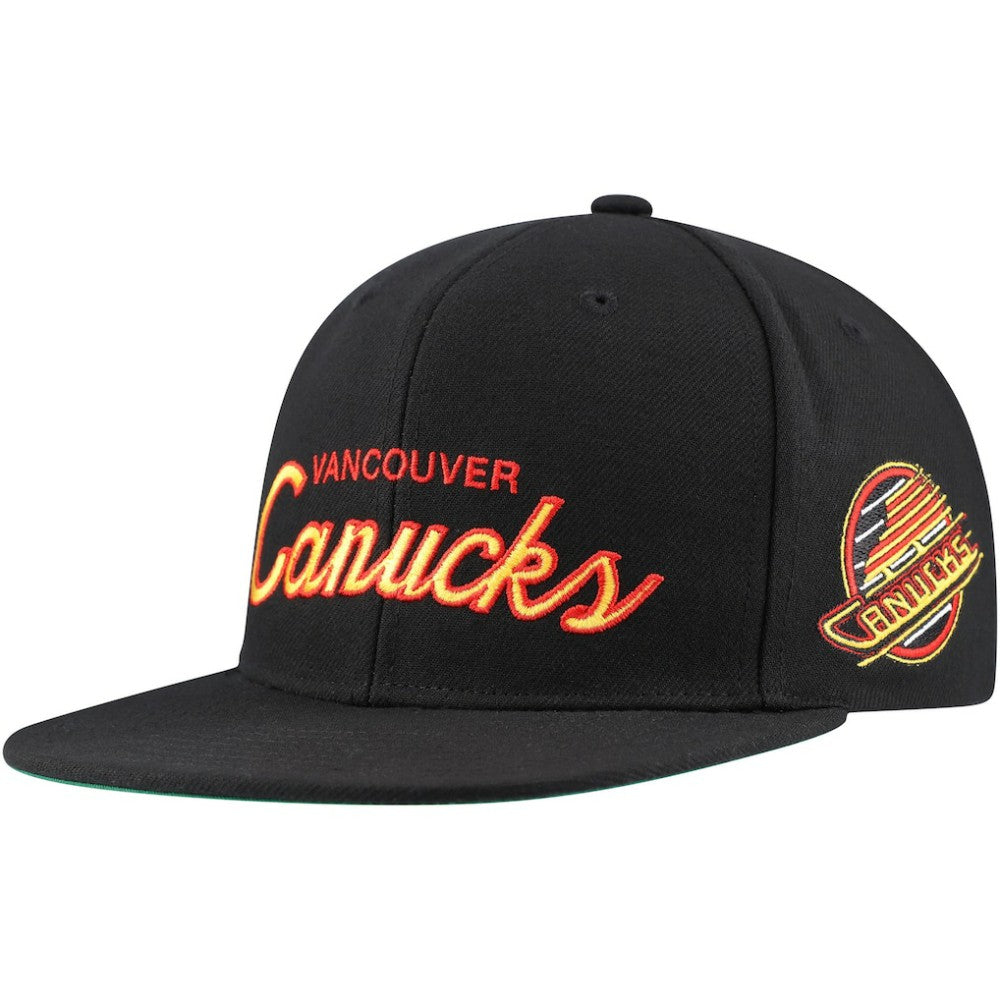 Vancouver Canucks Mitchell & Ness Core Team Script 2.0 Snapback Hat - Black | US 201212976