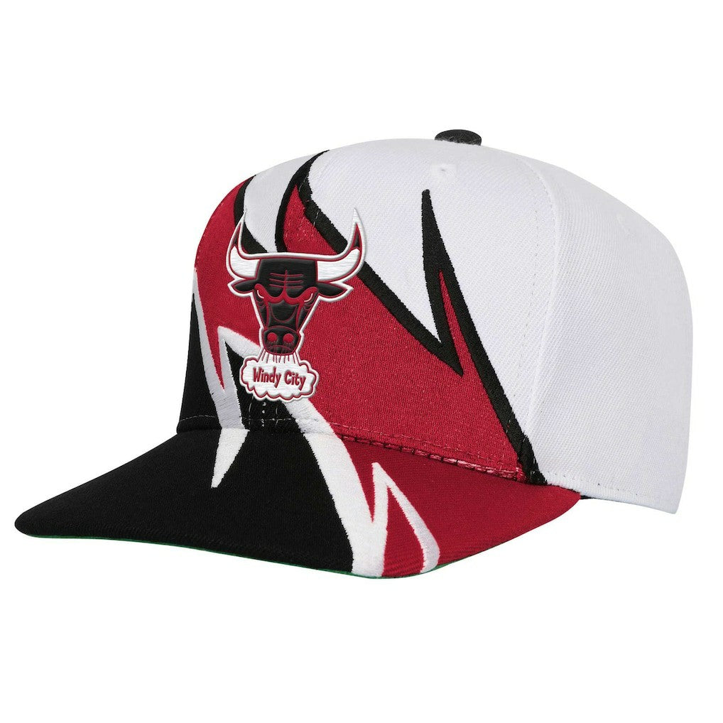 Chicago Bulls Youth Wave Runner Snapback Hat White - Mitchell & Ness