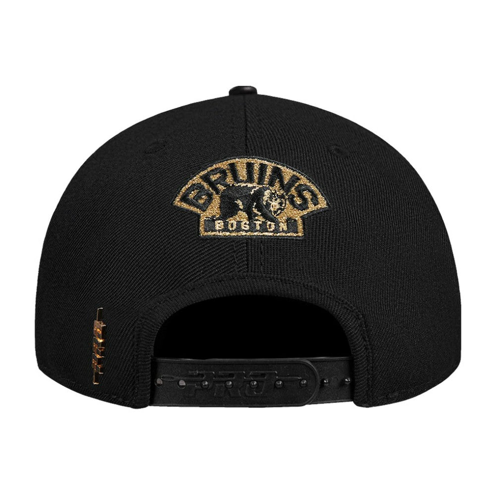 Boston Bruins Pro Standard Metallic Logo Pinch Front Adjustable Hat - Black | US 201274352