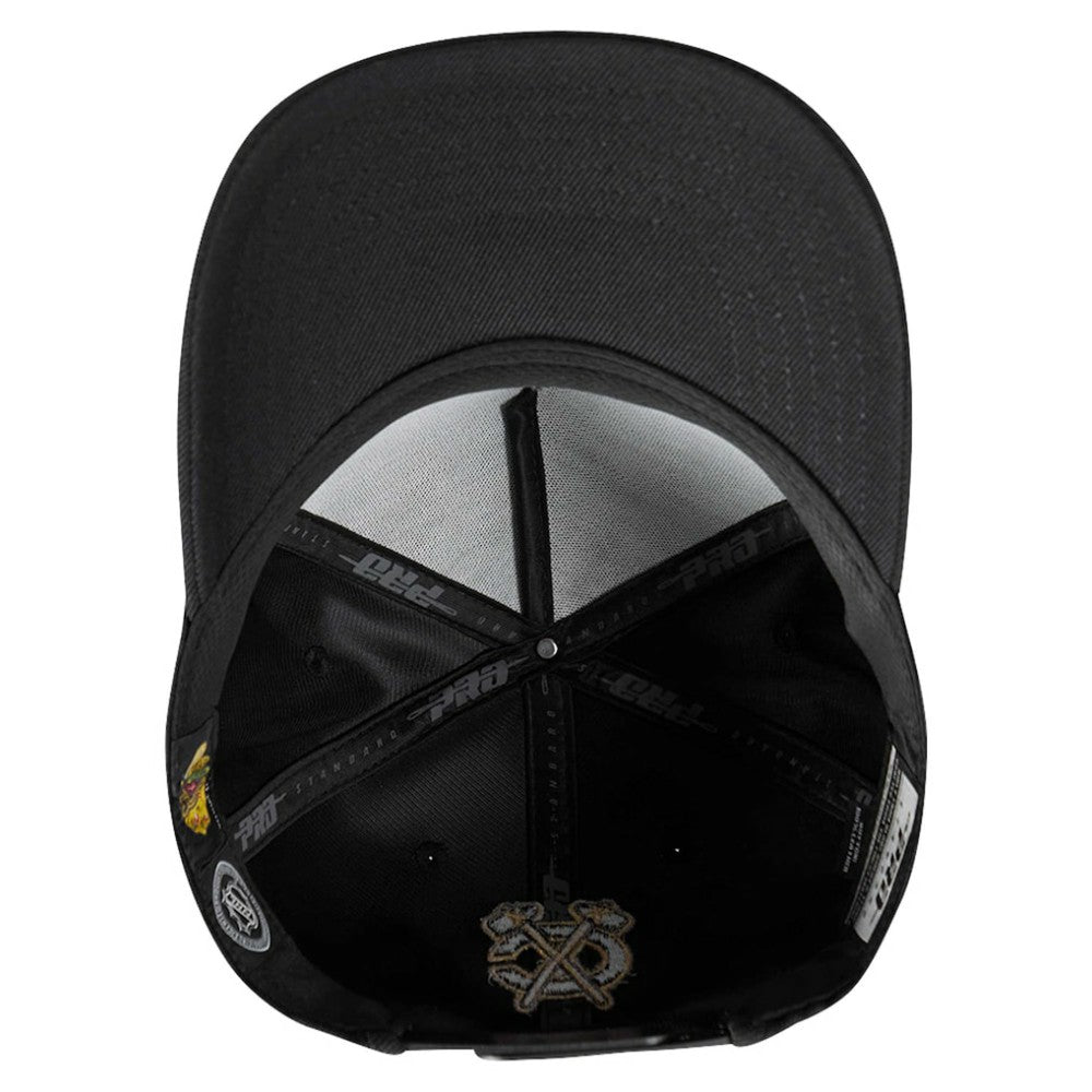 Chicago Blackhawks Pro Standard Metallic Logo Pinch Front Adjustable Hat - Black | US 201274353