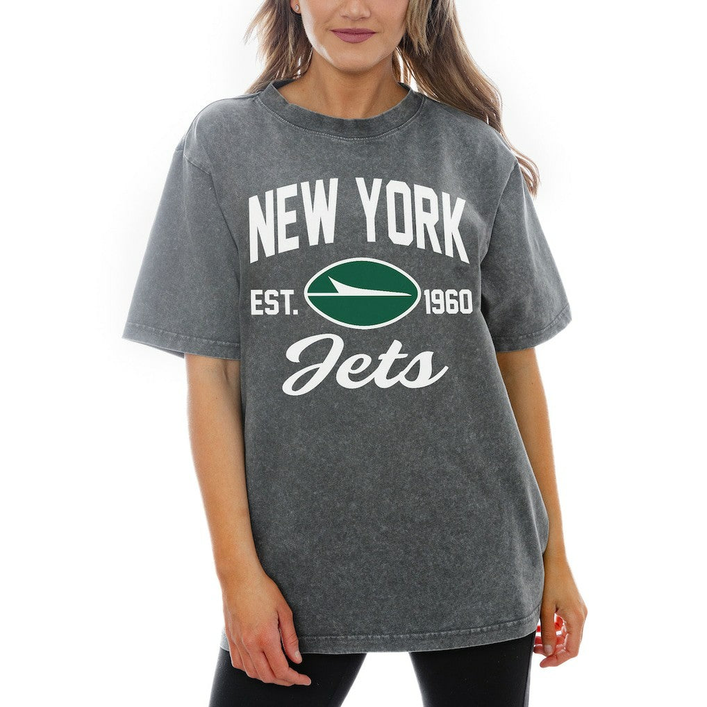 New York Jets Gameday Couture Women's Tackle Titan Relaxed Fit T-Shirt - Gray T-shirts