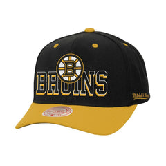 Boston Bruins Mitchell & Ness Backside Script 2-Tone Pro Crown Adjustable Hat - Black/Gold | US 201546276