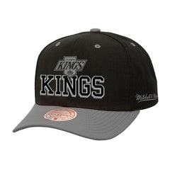 Los Angeles Kings Mitchell & Ness Backside Script Two-Tone Pro Crown Adjustable Hat - Black/Silver | US 201546285