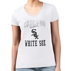 Chicago White Sox G-III 4Her by Carl Banks Women's Super-Slim Fit Lightweight Team Logo Graphic V-Neck T-Shirt - White T-shirts
