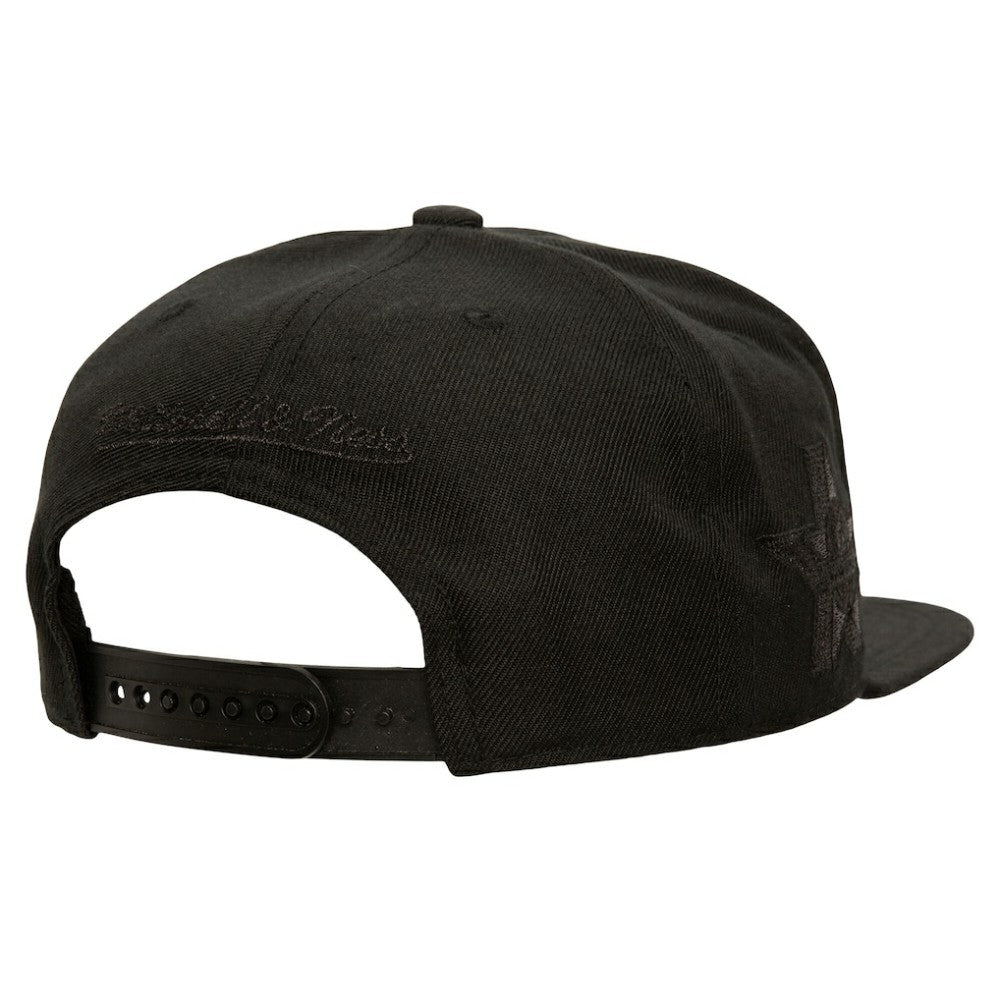 Philadelphia Flyers Mitchell & Ness Soul Strike Pearl Tonal Snapback Hat - Black | US 201692980