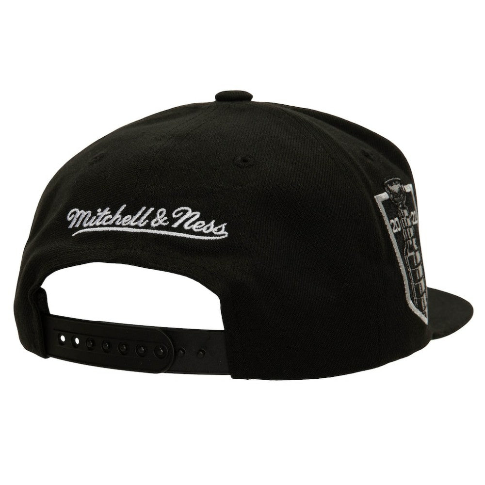 Colorado Avalanche Mitchell & Ness Core Top Spot Snapback Hat - Black | US 201700827