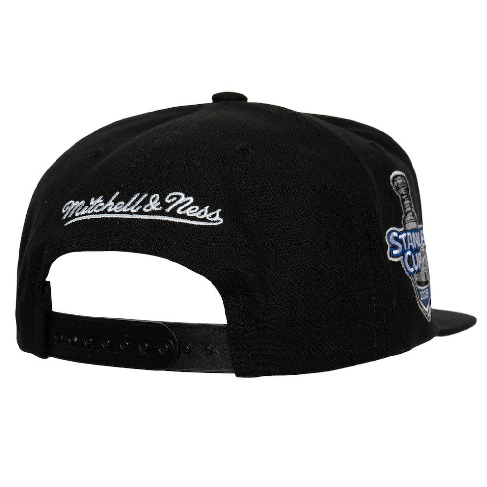 Detroit Red Wings Mitchell & Ness Core Top Spot Snapback Hat - Black | US 201700829