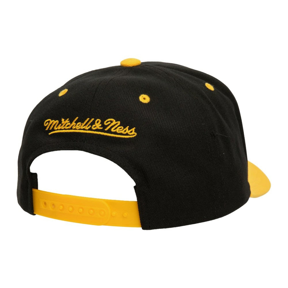 Boston Bruins Mitchell & Ness All In 2.0 Pro Crown Adjustable Hat - Black | US 201700853