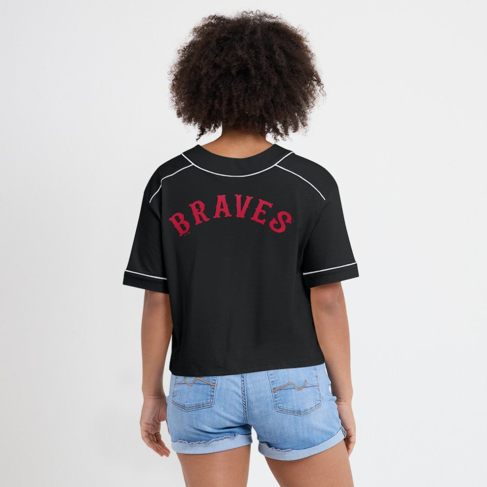 Atlanta Braves Fanatics Women's Oversized Champ Game Cropped  V-Neck T-Shirt - Black T-shirts