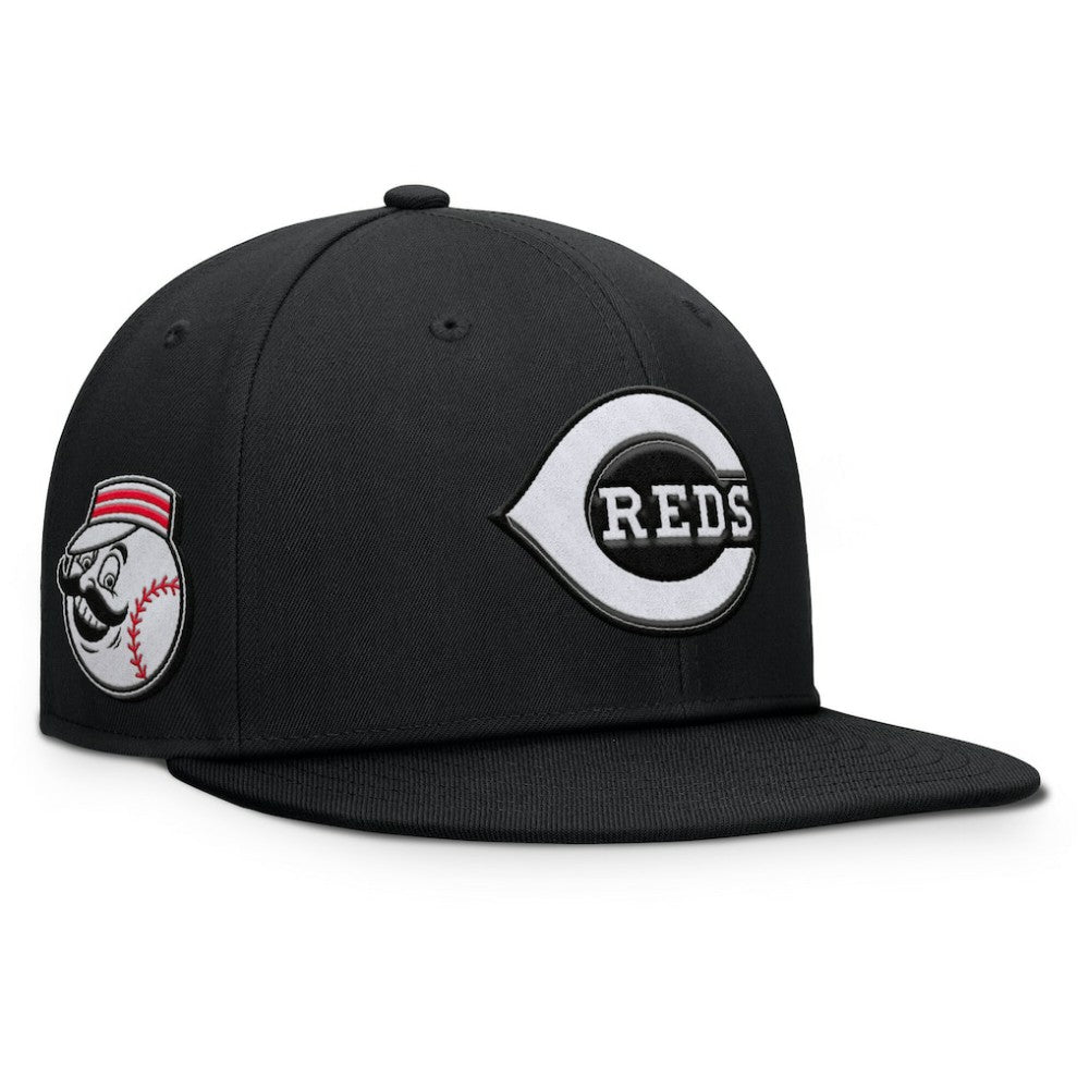 Cincinnati Reds Fanatics Walk-Off Bullpen Snapback Hat - Black Hats