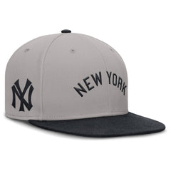 New York Yankees Nike Cooperstown Two-Tone Dri-FIT Round Bill True Fitted Hat - Gray Hats