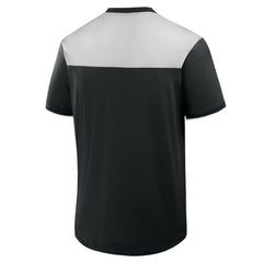 Baltimore Orioles Fanatics Walk Off V-Neck T-Shirt - Black T-shirts