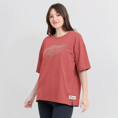 Detroit Red Wings Fanatics Women's Oversized Elements Raw Edge Future Ground T-Shirt - Red | US 201752499