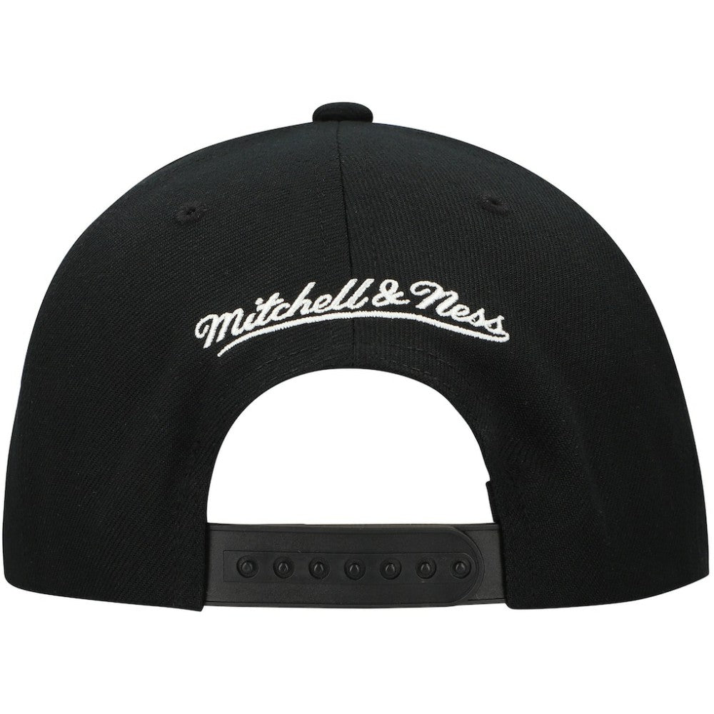 Boston Bruins Mitchell & Ness Team Snapback Hat - Black | US 201873246