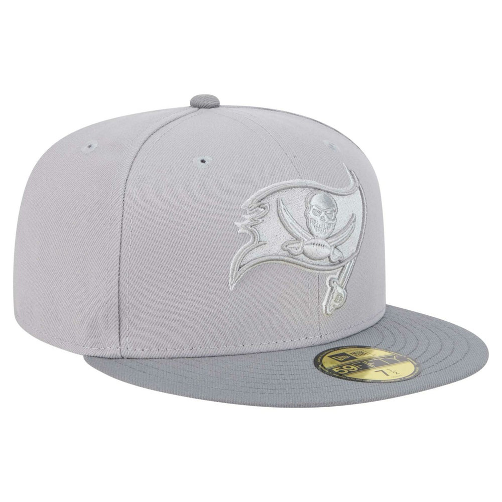 Tampa Bay Buccaneers New Era Iron Cloud 59FIFTY Fitted Hat - Gray/Graphite Hats
