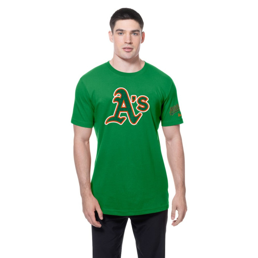 Athletics New Era St. Patrick's Day Shamrock Fill T-Shirt - Kelly Green T-shirts