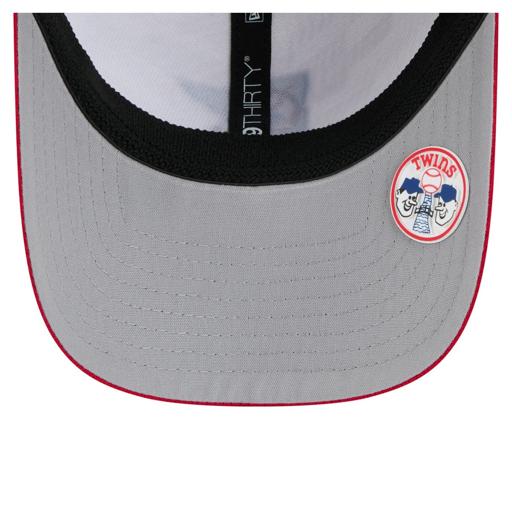 Minnesota Twins New Era 2025 MLB Clubhouse 39THIRTY Flex Hat - Navy/Red Hats