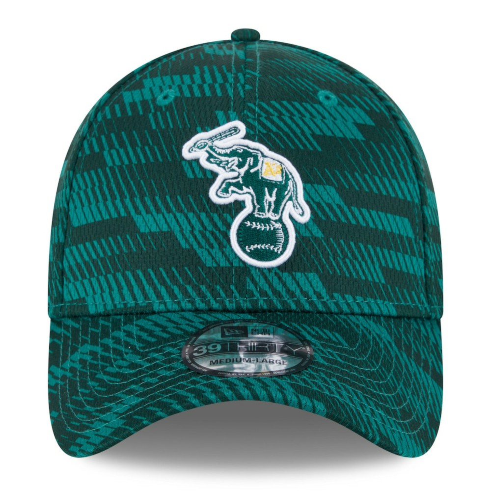 Athletics New Era 2025 MLB Clubhouse 39THIRTY Flex Hat - Green Hats
