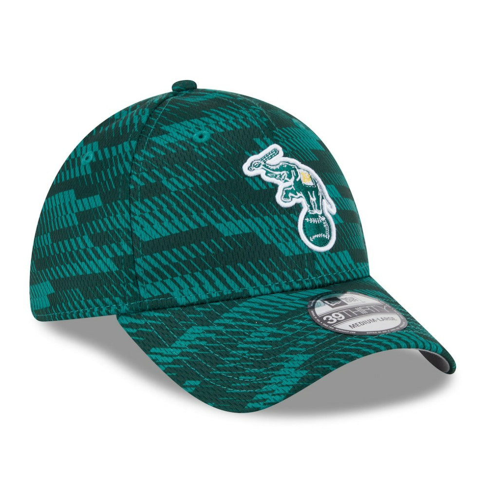 Athletics New Era 2025 MLB Clubhouse 39THIRTY Flex Hat - Green Hats