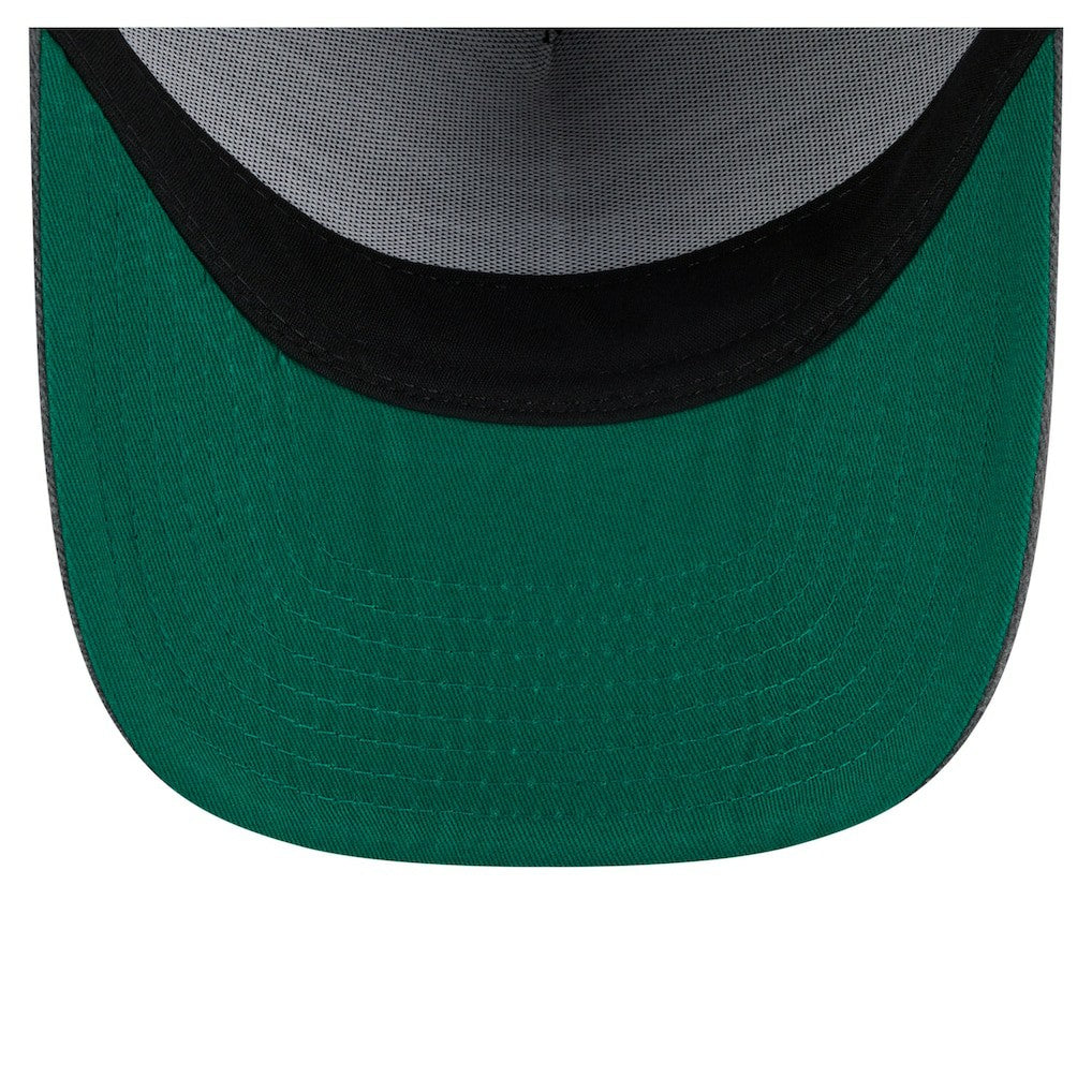 Dallas Mavericks Throwback Washed Pre-Curved 9FIFTY Snapback Hat Charcoal - New Era