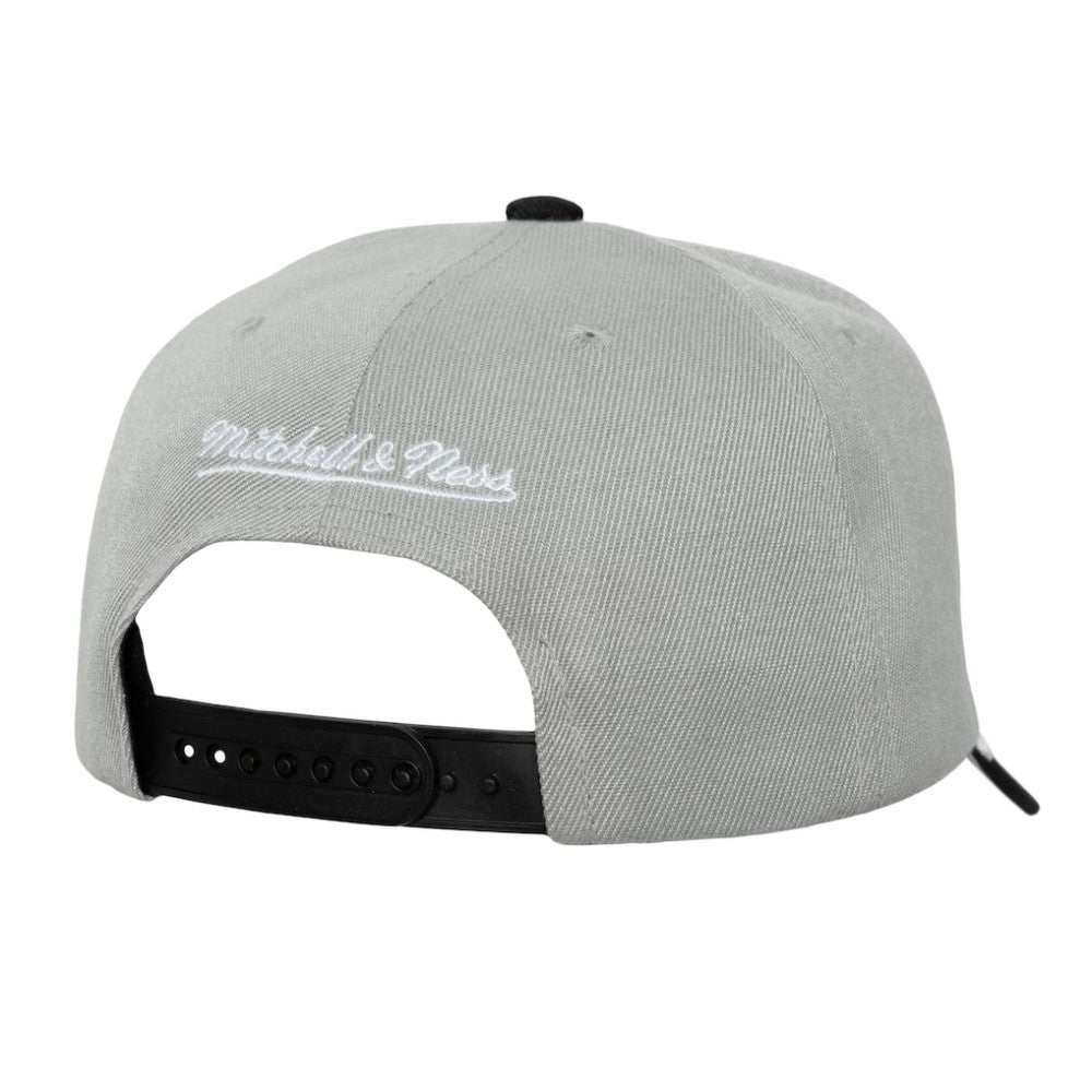 Los Angeles Kings Mitchell & Ness Underarch Two-Tone Pro Crown Snapback Hat - Gray/Black | US 201994431