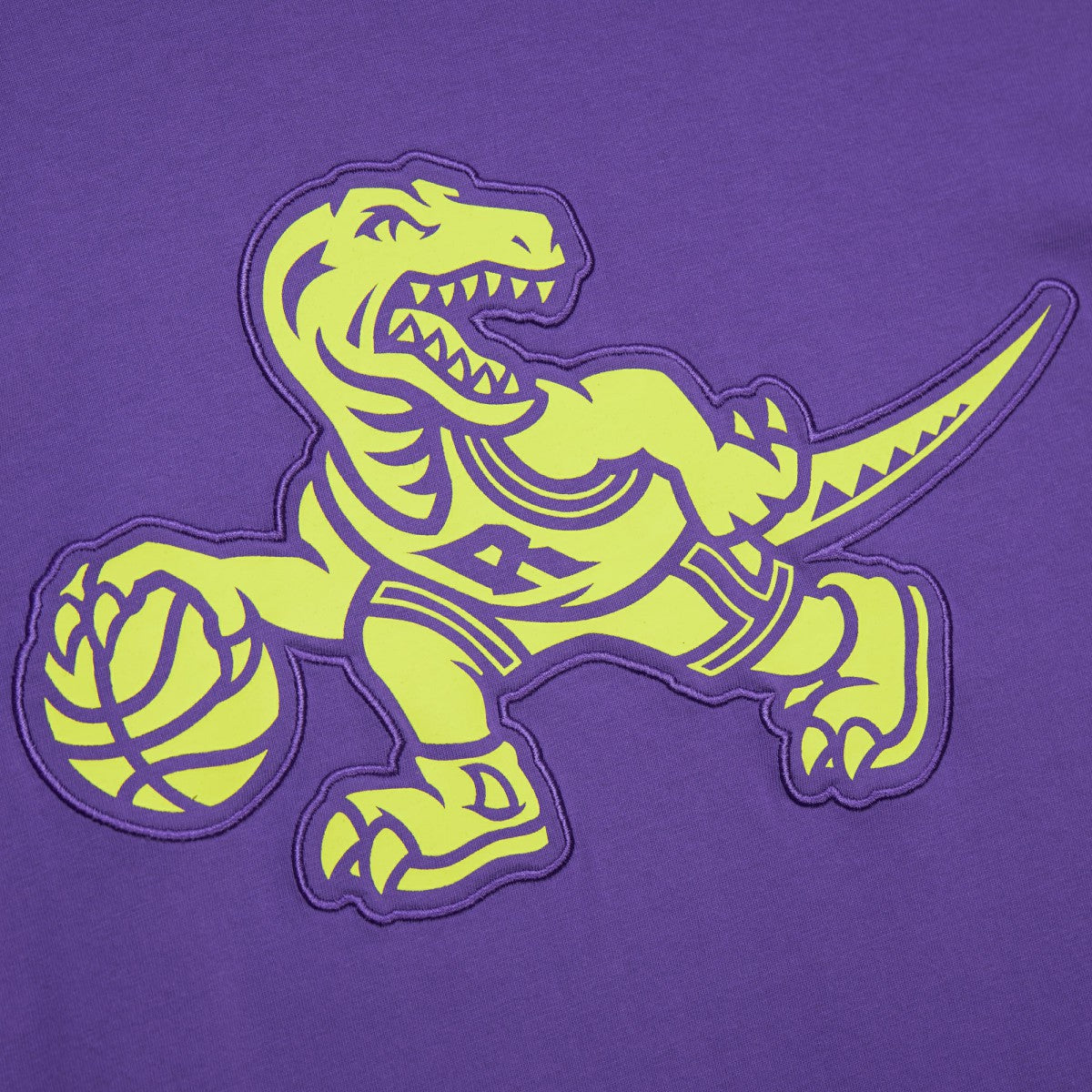 Toronto Raptors Hardwood Classics Neon Nights Premium T-Shirt Raptors Purple - Mitchell & Ness