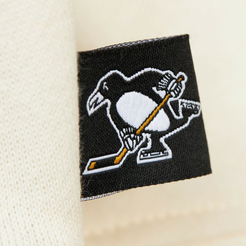Pittsburgh Penguins Mitchell & Ness Women's Logo 3.0 Pullover Sweatshirt - Cream | US 202122452