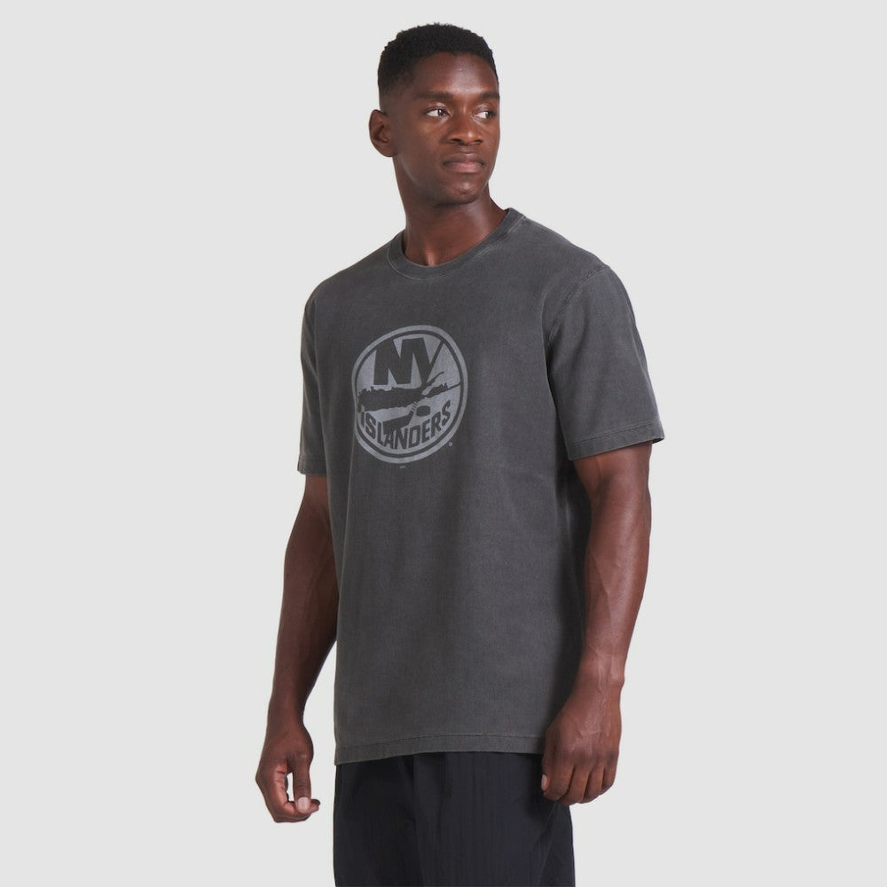 New York Islanders Fanatics Made in Canada T-Shirt - Black | US 202144536
