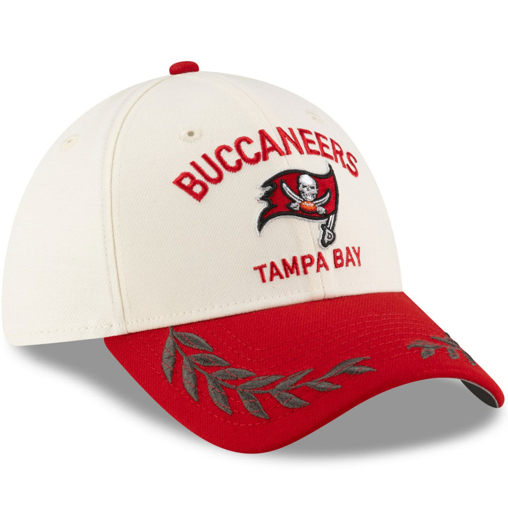 Tampa Bay Buccaneers New Era 2025 NFL Draft 39THIRTY Flex Hat - Cream/Red Hats