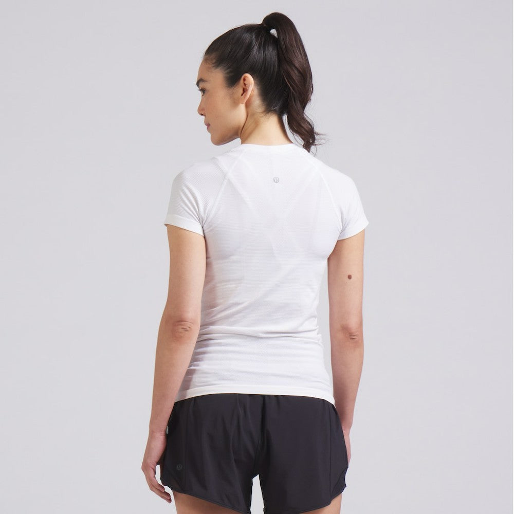 New York Rangers lululemon Women's Swiftly Tech Short-Sleeve Shirt 2.0 - White | US 202164661