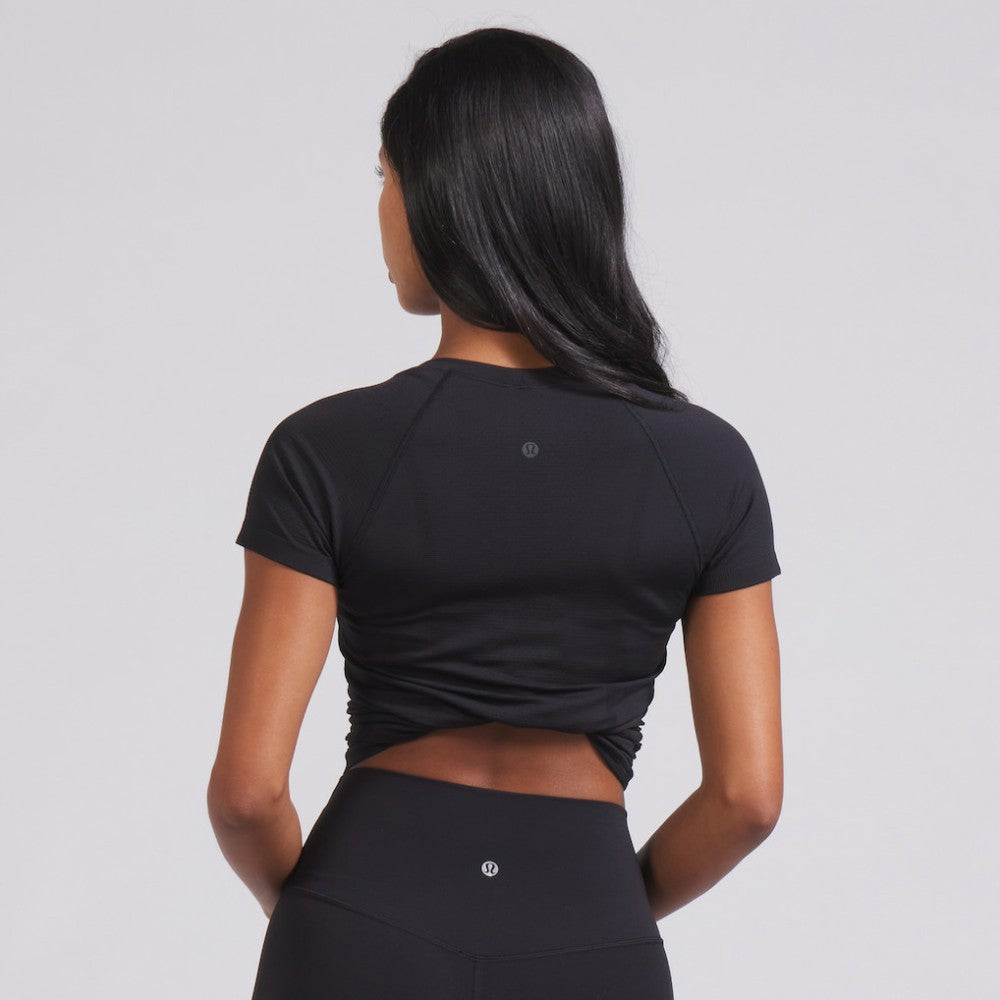 Boston Bruins lululemon Women's Swiftly Tech Short-Sleeve Shirt 2.0 - Black | US 202164665