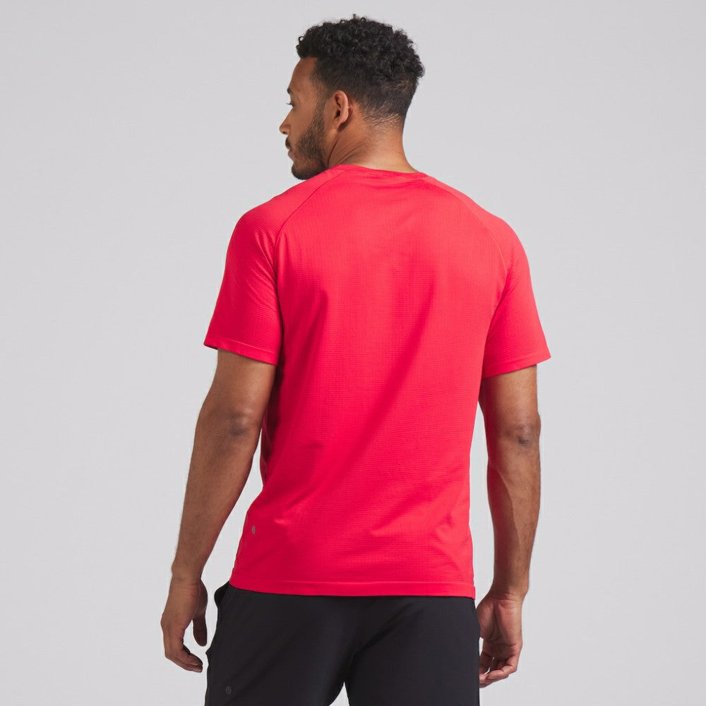 Chicago Blackhawks lululemon Metal Vent Tech Short-Sleeve Shirt - True Red | US 202165038