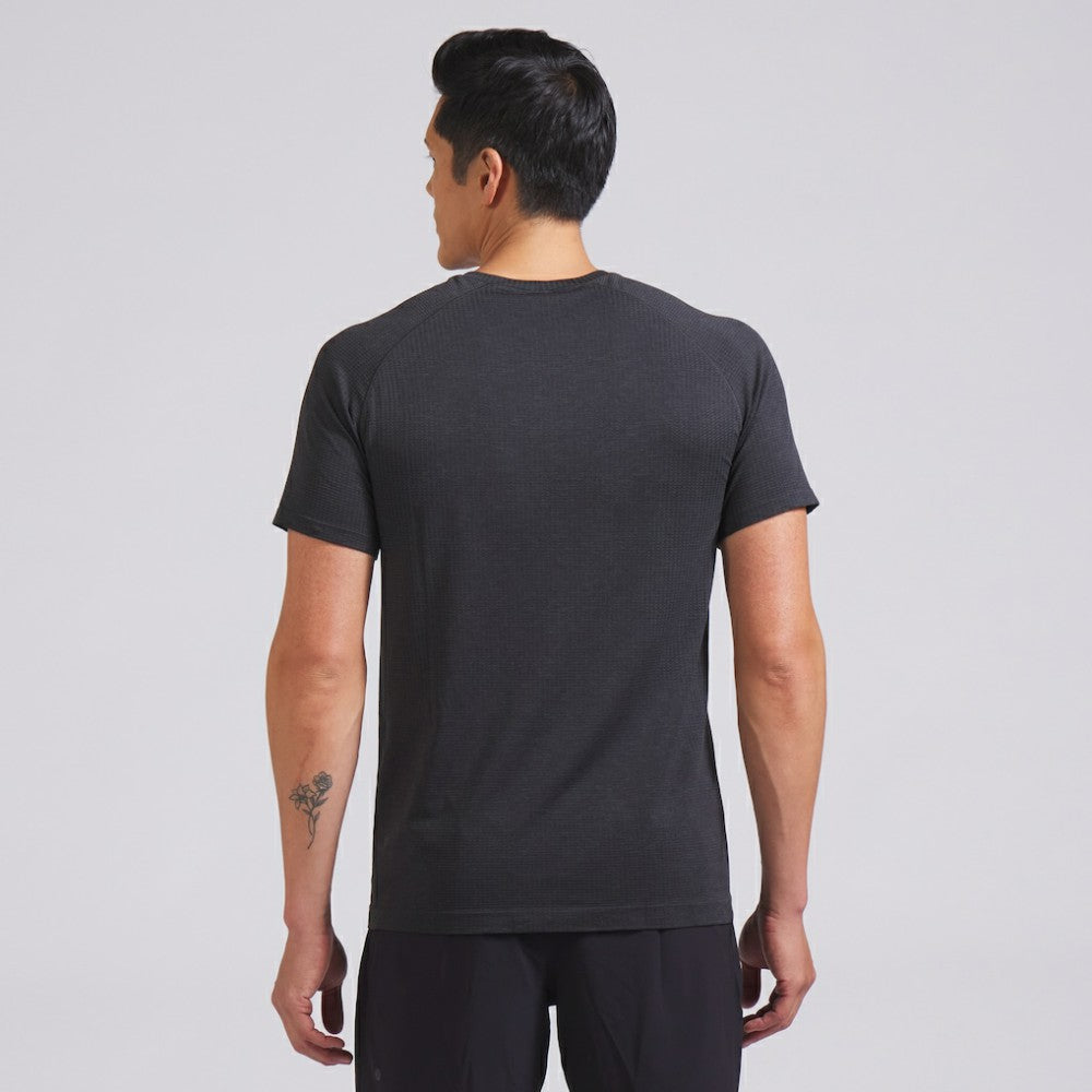 Boston Bruins lululemon Metal Vent Tech Short-Sleeve Shirt - Graphite Grey | US 202165043