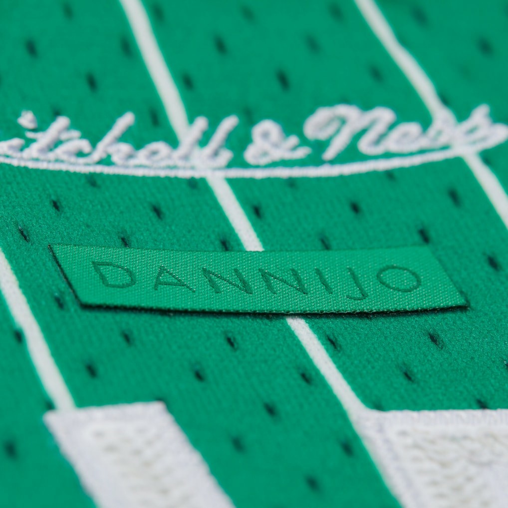 Larry Bird Boston Celtics x DANNIJO Women's Fashion Cropped Basketball Jersey Kelly Green - Mitchell & Ness outlet