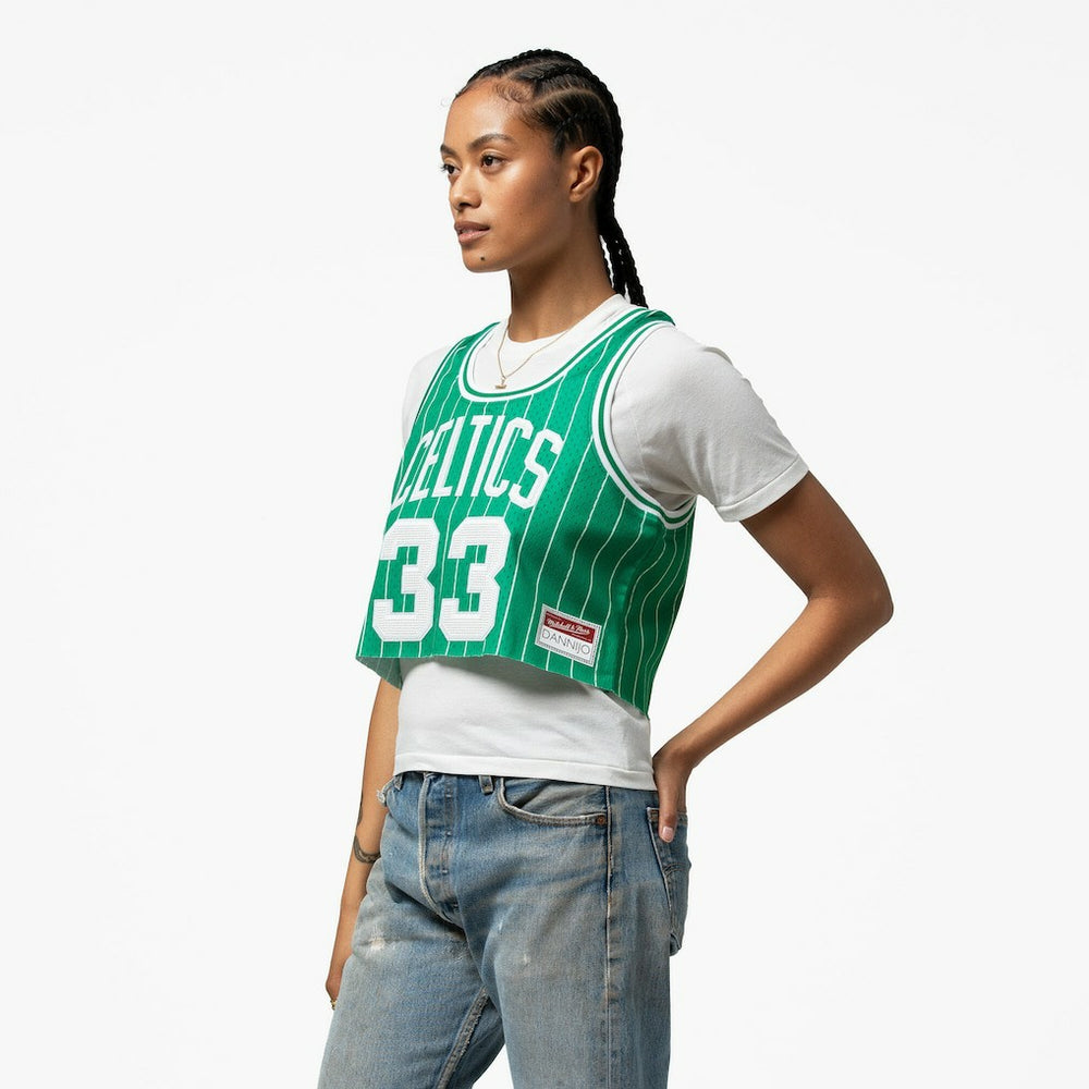 Larry Bird Boston Celtics x DANNIJO Women's Fashion Cropped Basketball Jersey Kelly Green - Mitchell & Ness outlet