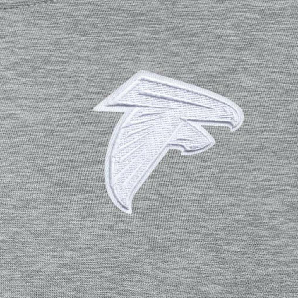 Atlanta Falcons Antigua Women's Victory Crew Pullover Sweatshirt - Heather Gray Pullover
