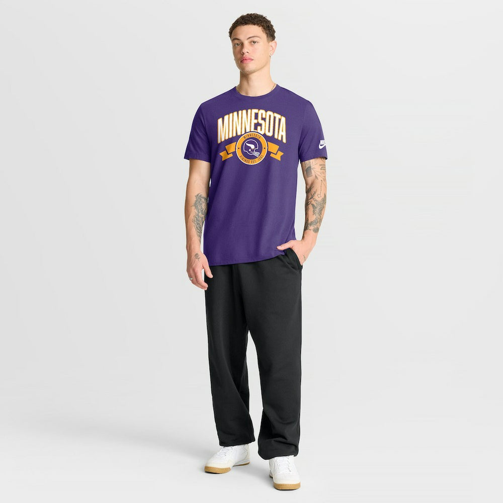 Minnesota Vikings Rewind Front and Back Hit Essential T-Shirt - Purple T-shirts