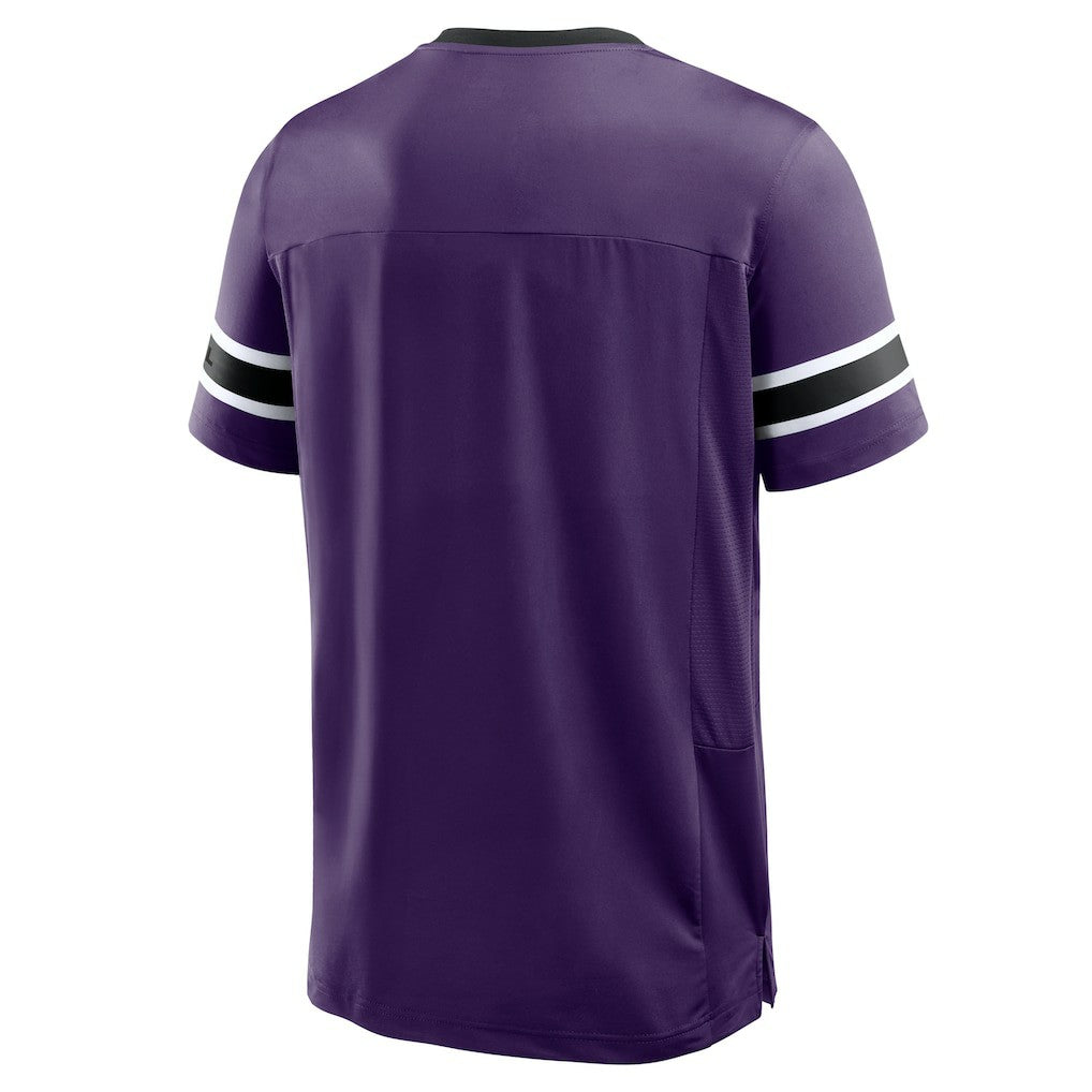 Baltimore Ravens Hometown Premium Hashmark V-Neck T-Shirt - Purple T-shirts