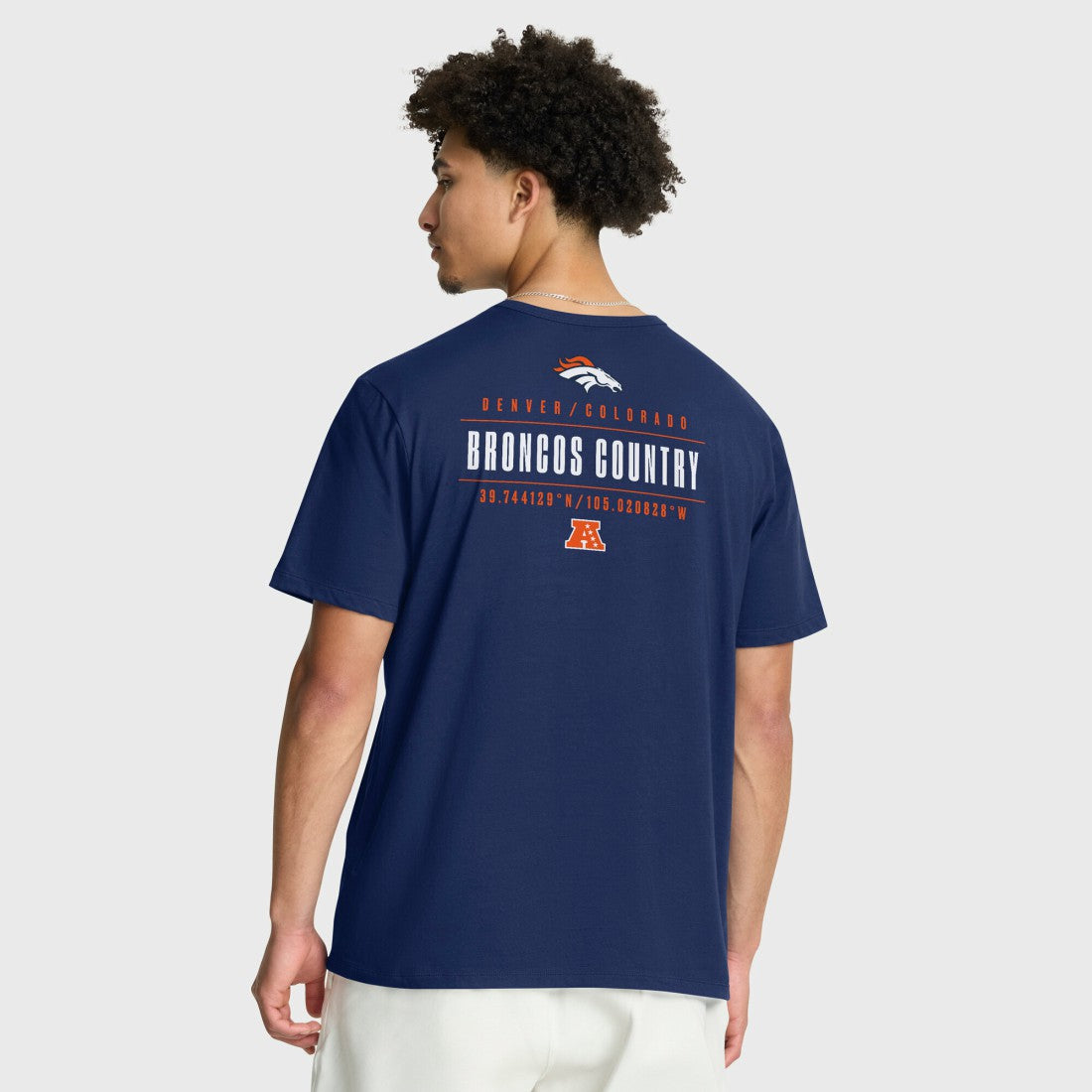 Denver Broncos Passing Pocket Legacy T-Shirt - Navy T-shirts