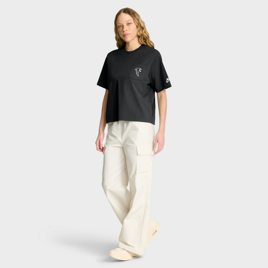 Atlanta Falcons Women's Rewind Pocket Boxy T-Shirt - Black T-shirts