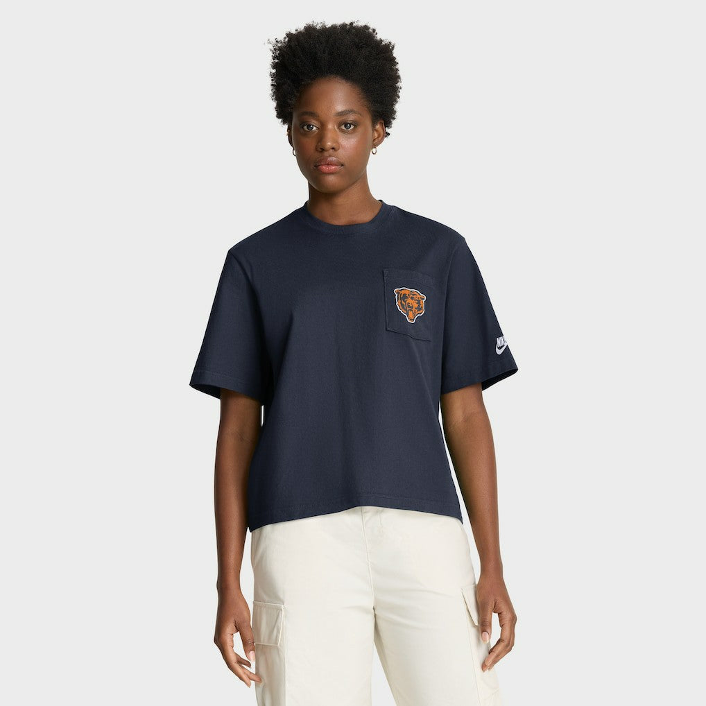 Chicago Bears Women's Rewind Pocket Boxy T-Shirt - Navy T-shirts
