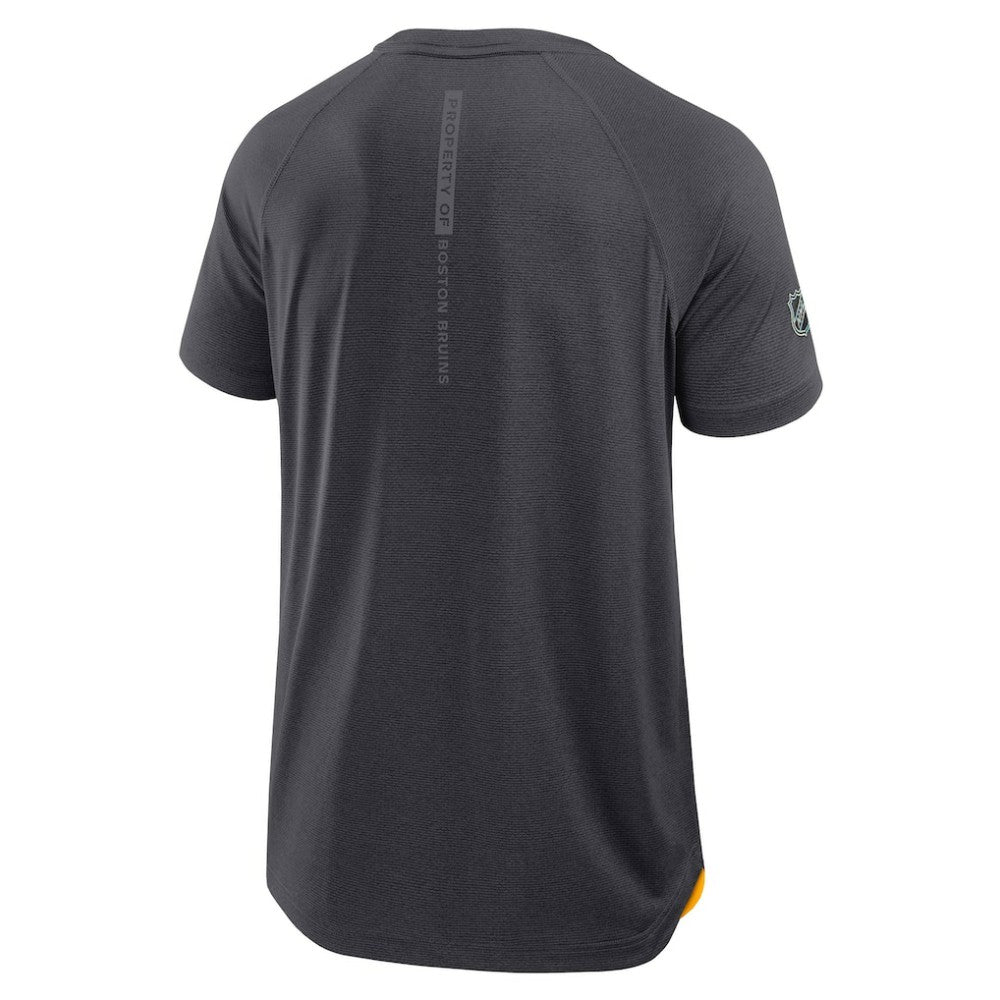 Boston Bruins Fanatics Authentic Pro Rink Raglan Performance T-Shirt - Charcoal | US 202495385