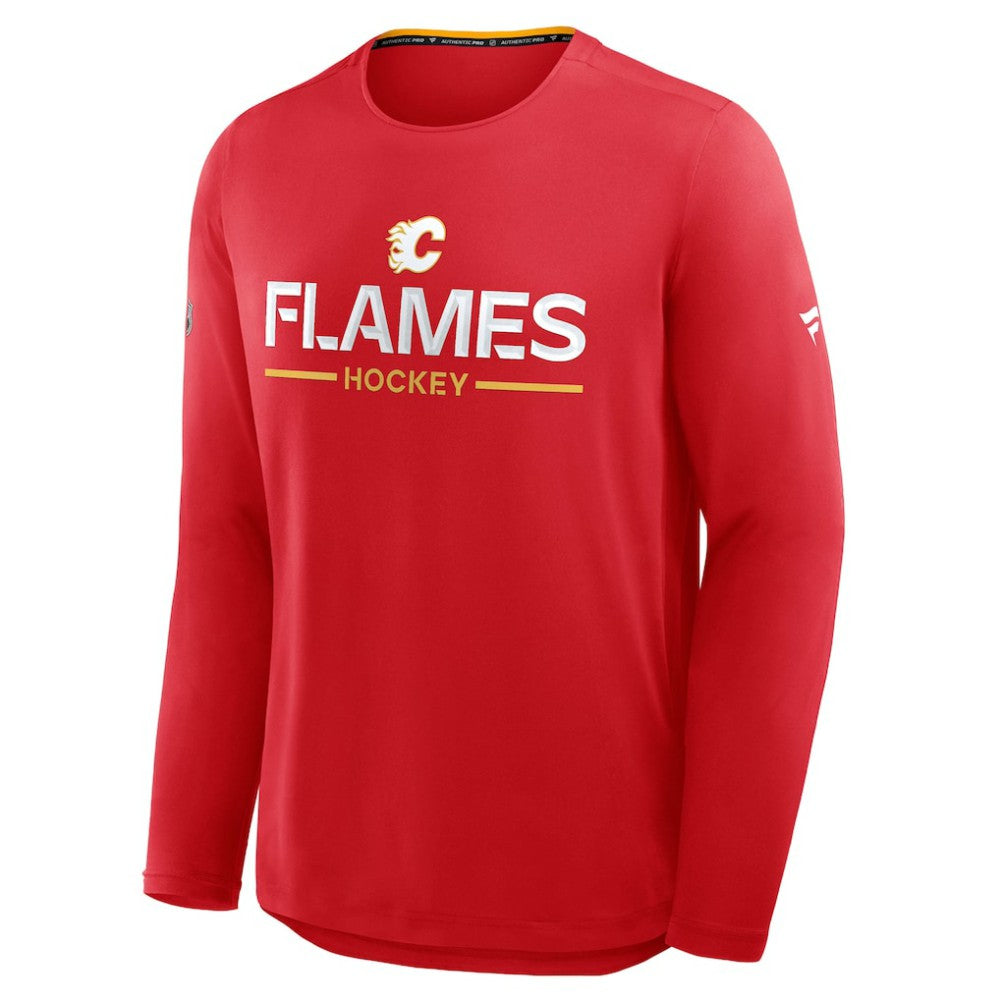 Calgary Flames Fanatics Authentic Pro Rink Tech Long Sleeve T-Shirt - Red | US 202495521