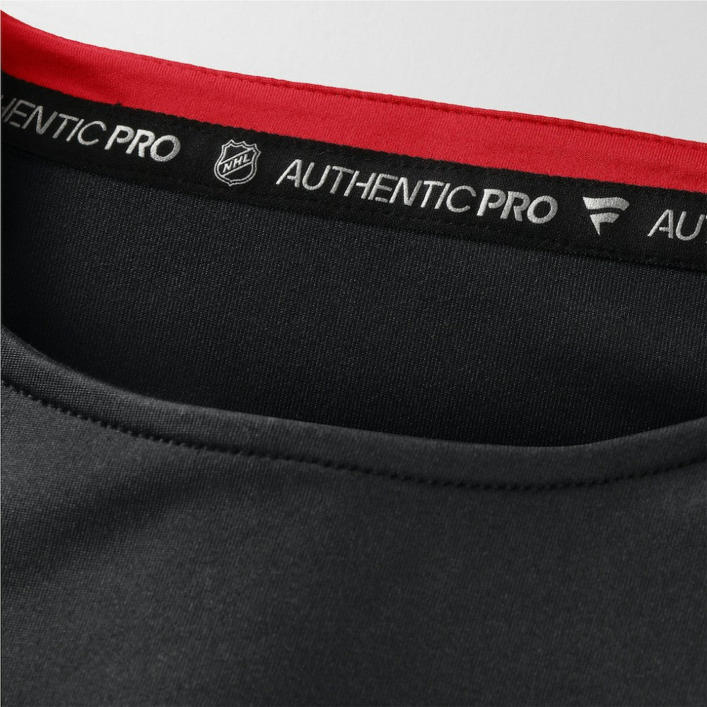 Chicago Blackhawks Fanatics Authentic Pro Rink Tech Long Sleeve T-Shirt - Black | US 202495523