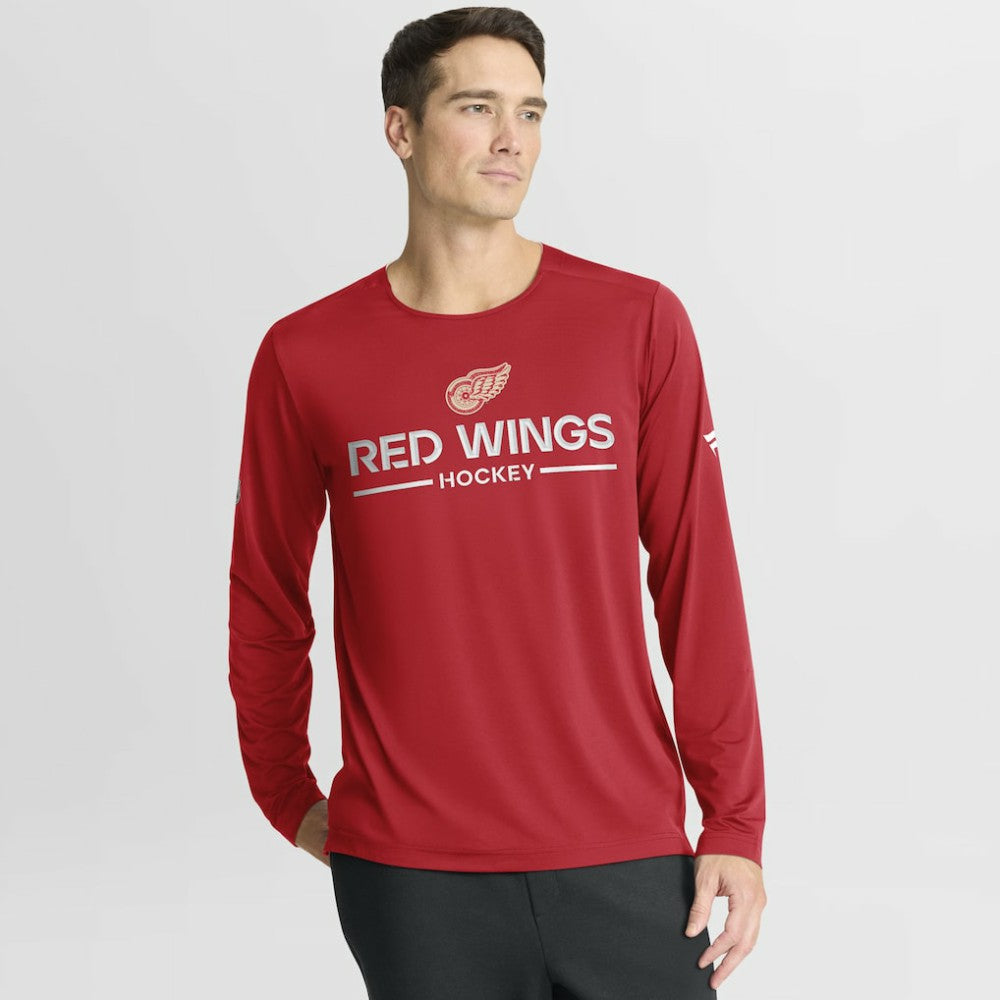 Detroit Red Wings Fanatics Authentic Pro Centennial Rink Tech Long Sleeve T-Shirt - Red | US 202495551